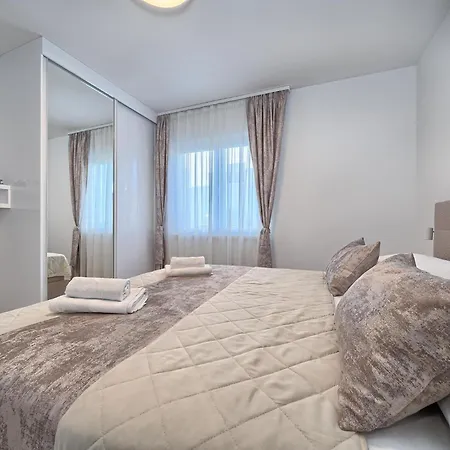 Mateas Seaview Patio